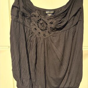Elegant Y2K strapless Black top with Lace Accent